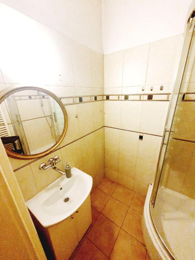Main Square Rooms คราคูฟ ภายนอก รูปภาพ